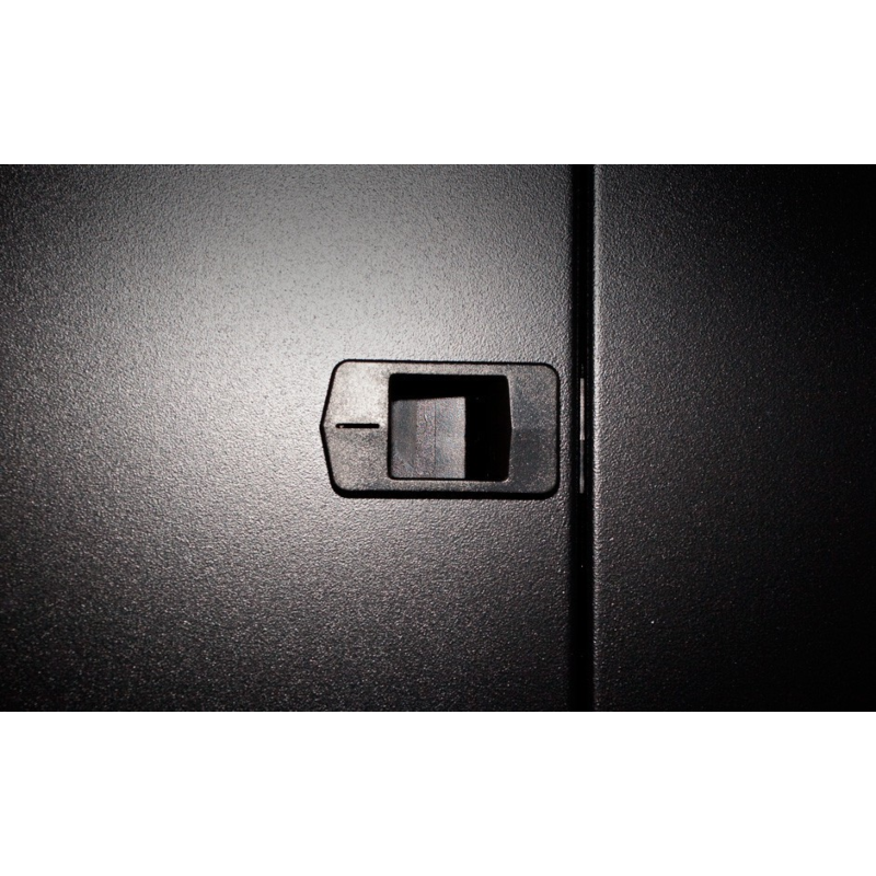 Armario para servidores de 22U con puerta perforada de 600x1200x1200 mm (ancho x profundidad x alto)