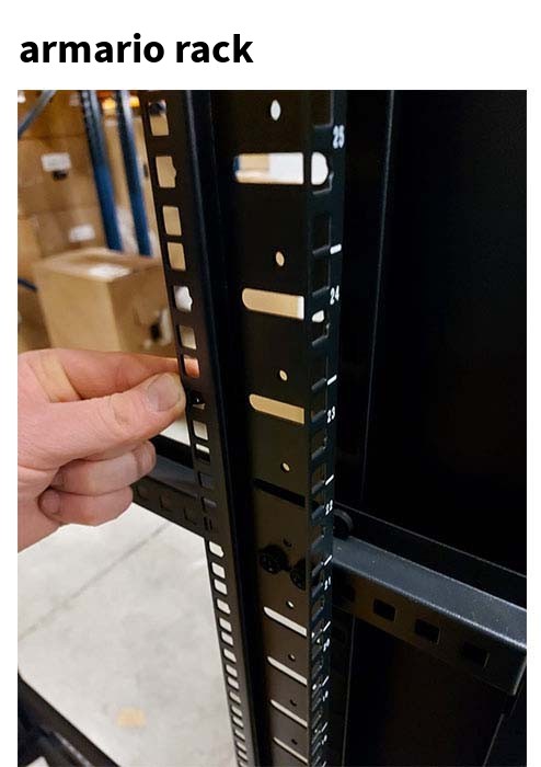 Instalar estante para armario de servidor